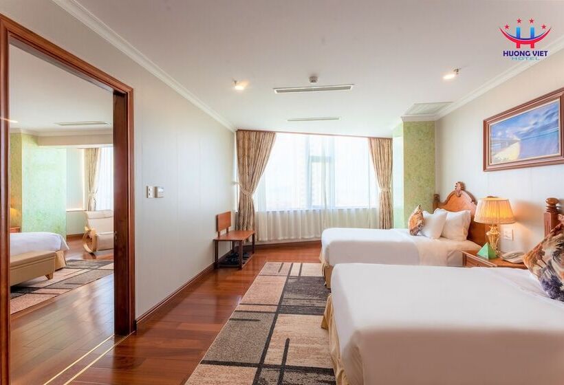 سوئیت با چشمانداز, Huong Viet Hotel Quy Nhon Beachfront
