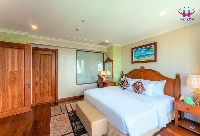 سوئیت با چشمانداز, Huong Viet Hotel Quy Nhon Beachfront