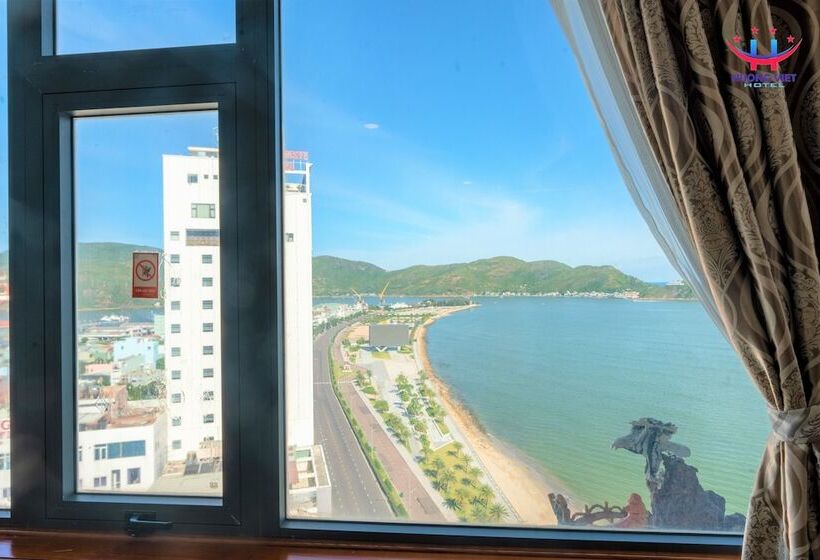 سوئیت با چشمانداز, Huong Viet Hotel Quy Nhon Beachfront