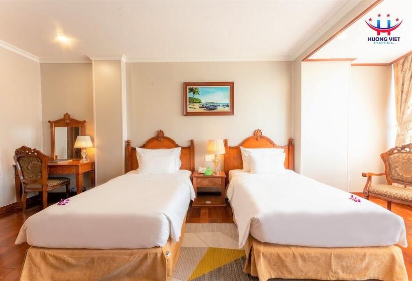 اتاق لوکس با چشمانداز, Huong Viet Hotel Quy Nhon Beachfront