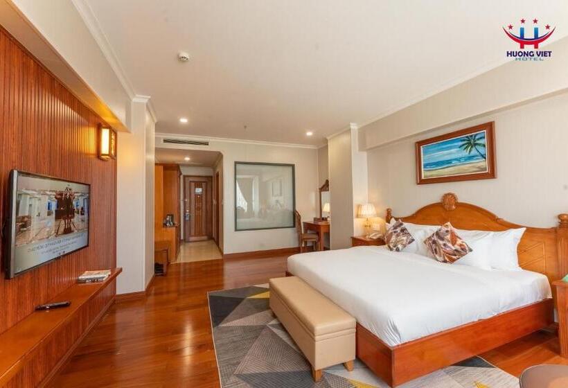 اتاق لوکس با چشمانداز دریا, Huong Viet Hotel Quy Nhon Beachfront