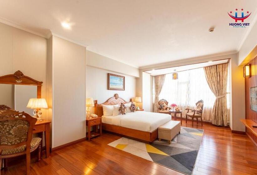 اتاق لوکس با چشمانداز دریا, Huong Viet Hotel Quy Nhon Beachfront