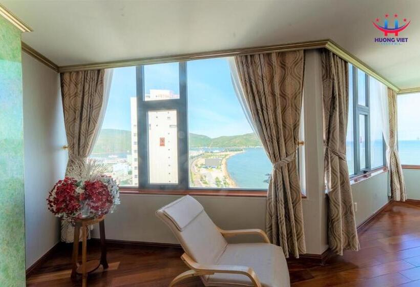 سوییت با چشمانداز دریا, Huong Viet Hotel Quy Nhon Beachfront