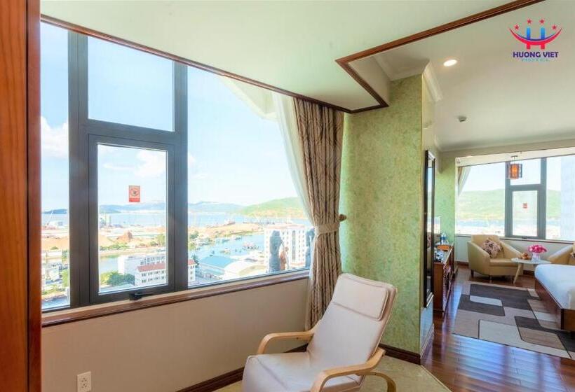 اتاق لوکس با چشمانداز, Huong Viet Hotel Quy Nhon Beachfront