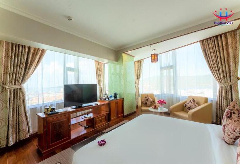 اتاق لوکس با چشمانداز, Huong Viet Hotel Quy Nhon Beachfront