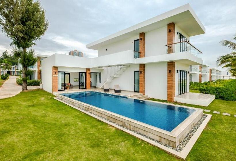 ویلای 3 خوابه, Saint Simeon Beach Residence