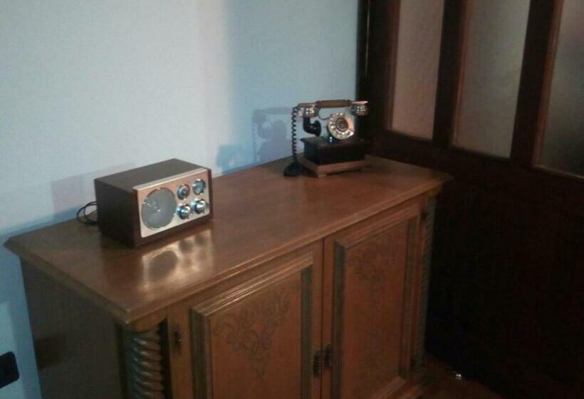 تختخواب در اتاق مشترک, Kamena ćuprija