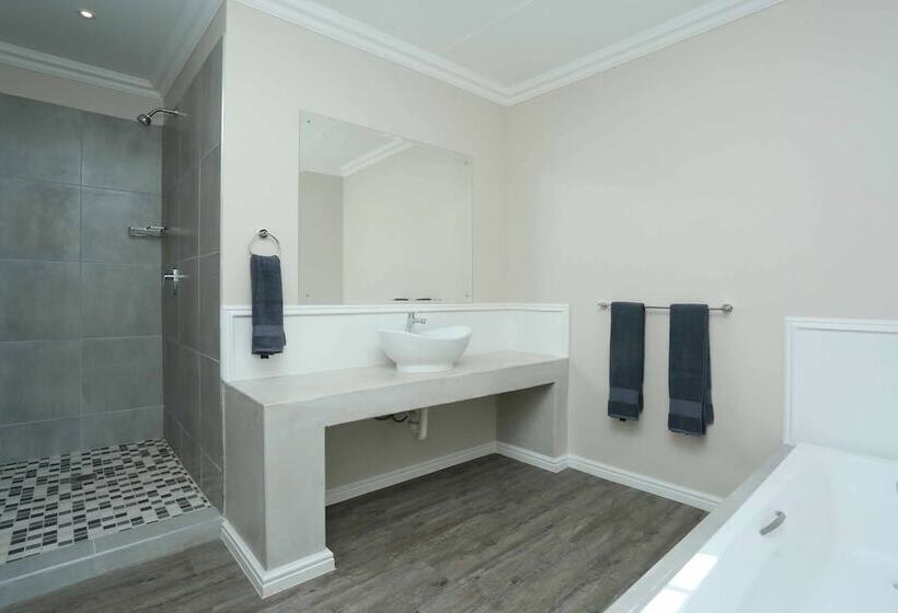 디럭스 룸, Eagle Cove