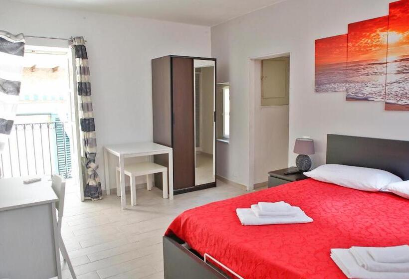 스탠다드 발코니 룸, Palazzo Melnis