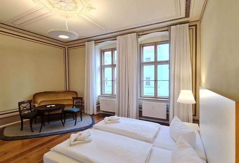 Люкс, Cranachherberge City Centre