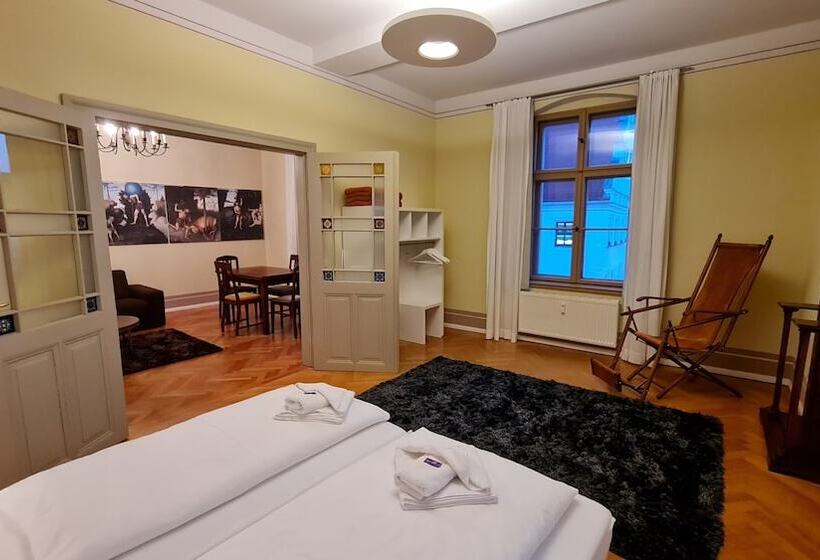 Люкс, Cranachherberge City Centre