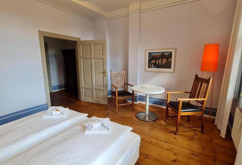 Номер Стандарт, Cranachherberge City Centre