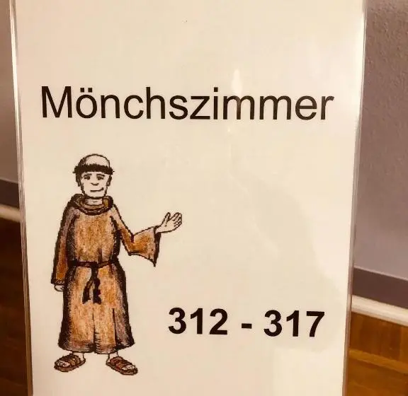 バスルーム共有のシングルスタンダード, Cranachherberge City Centre