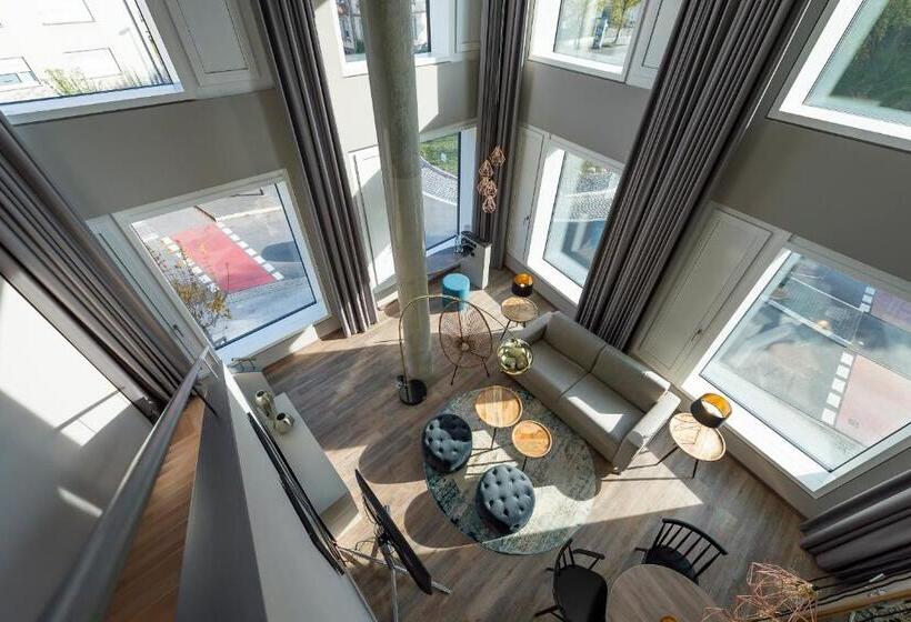 Люкс Дюплекс, Harbr. Hotel Konstanz