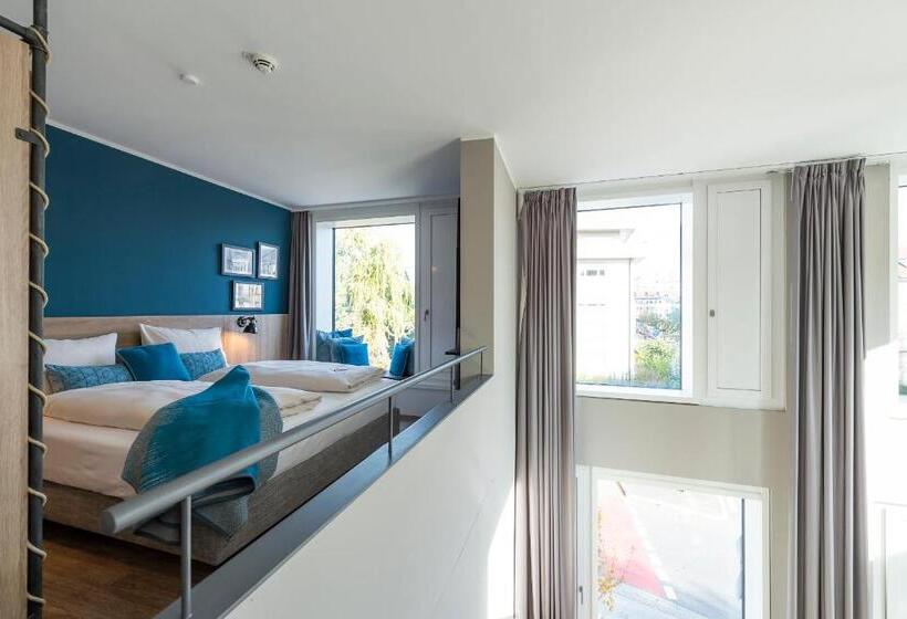 Люкс Дюплекс, Harbr. Hotel Konstanz