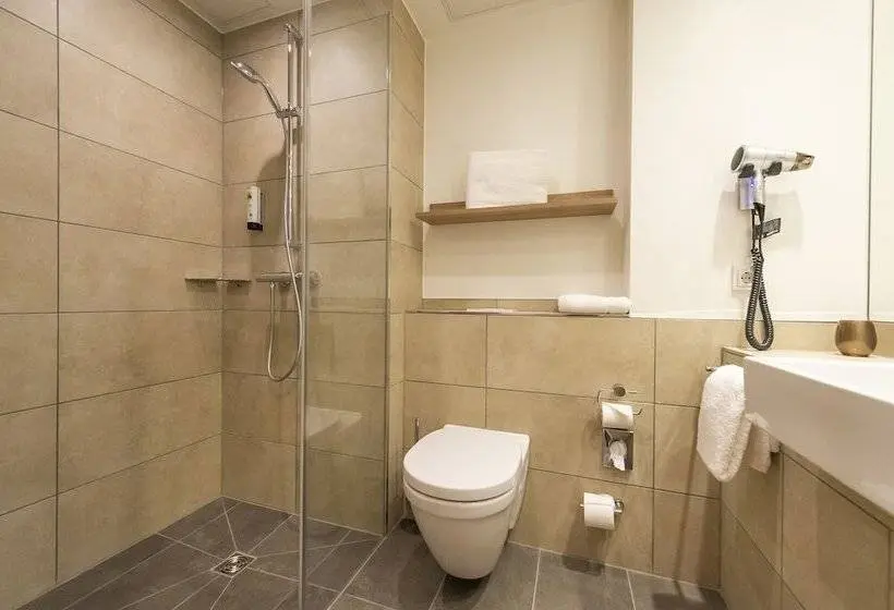 Standard Yhden Hengen Huone, Harbr. Hotel Konstanz