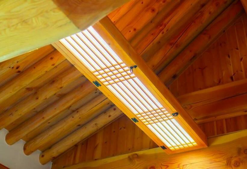 Quarto Familiar Deluxe, Jeonju Wangyijimil Hanok