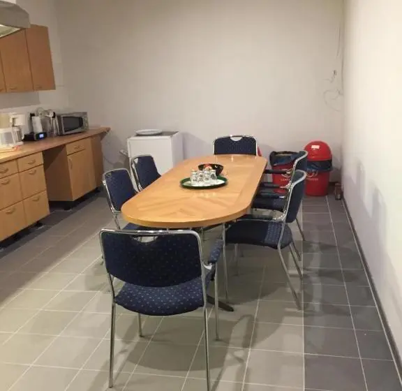 Standard Kolmen Hengen Huone, Motel Monteur