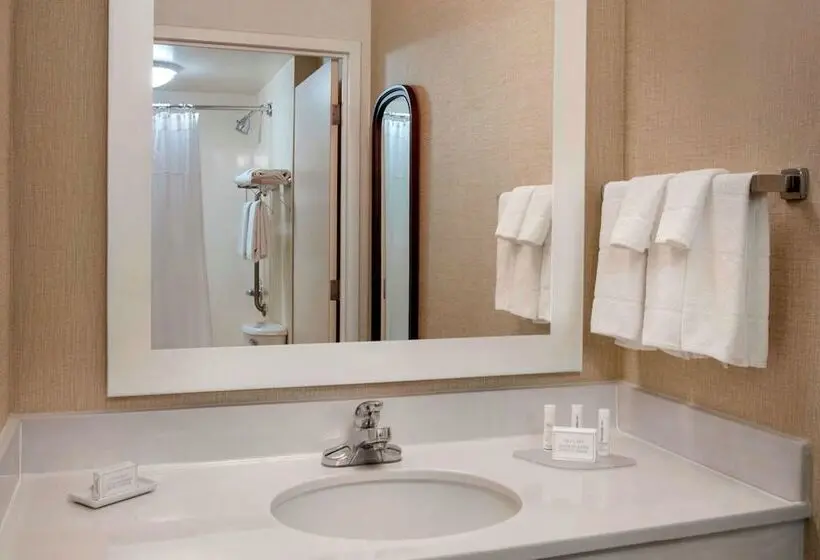 Sviitti, Willow Grove Inn By Ihg