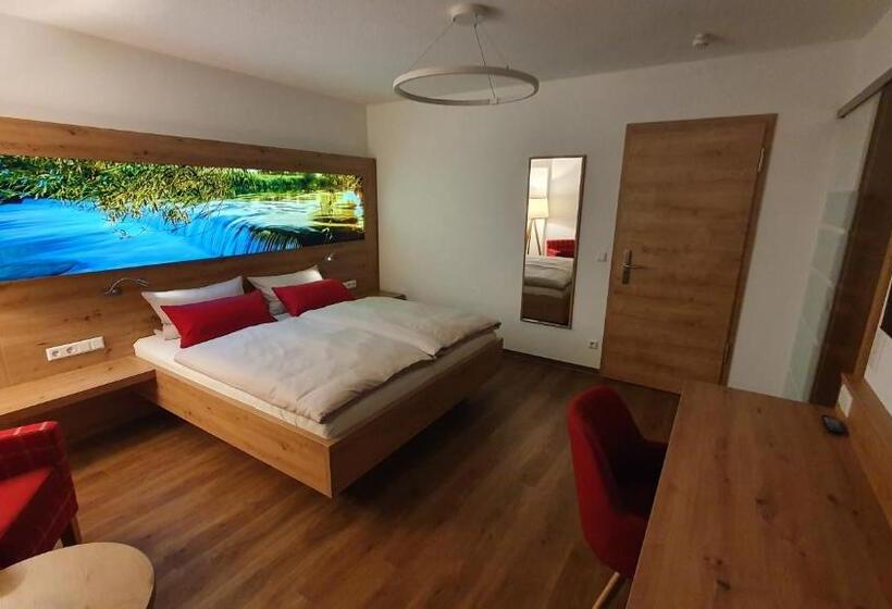 غرفة قياسية, Der Adler