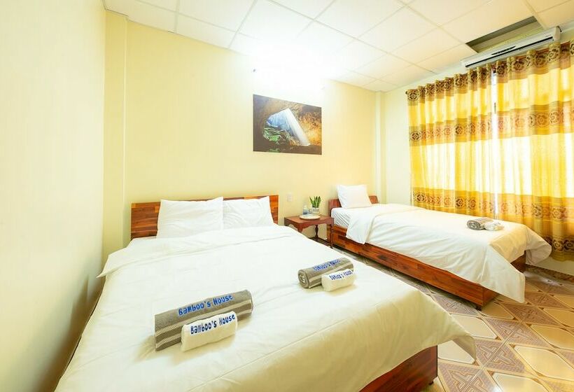 اتاق استاندارد سه نفره, Bamboo S House