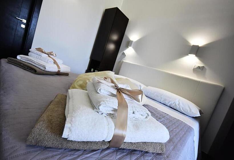 חדר סטנדרט עם מיטת קינג, Borgo Fiorito Relais