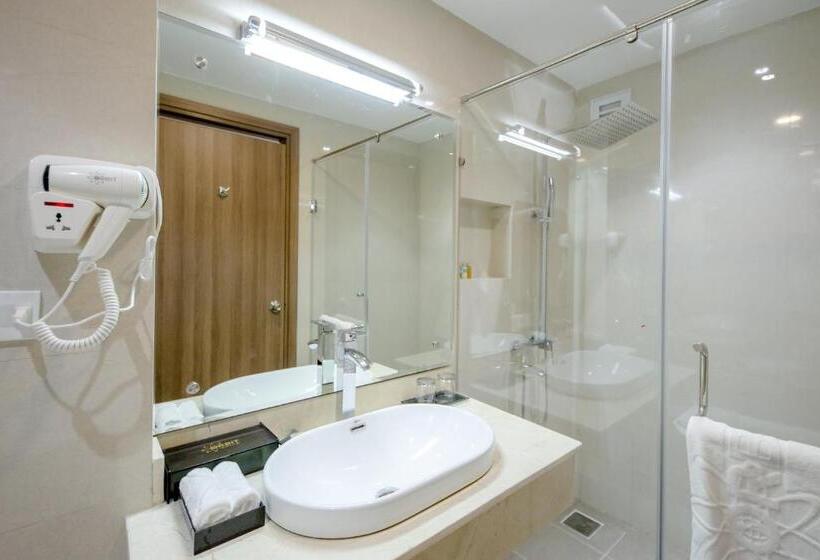 اتاق پرمیوم با چشمانداز دریا, Orbit