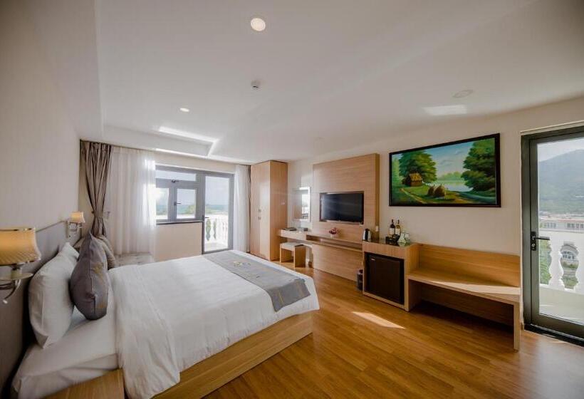 اتاق پرمیوم با چشمانداز دریا, Orbit