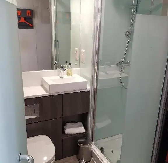 スタンダードルーム, Easyhotel Sheffield