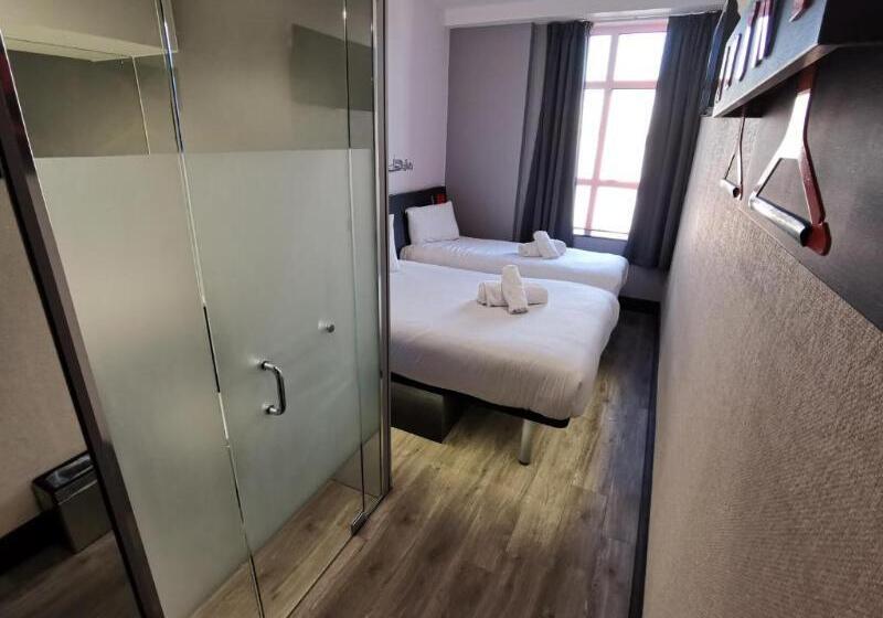 Семейный Номер, Easyhotel Sheffield