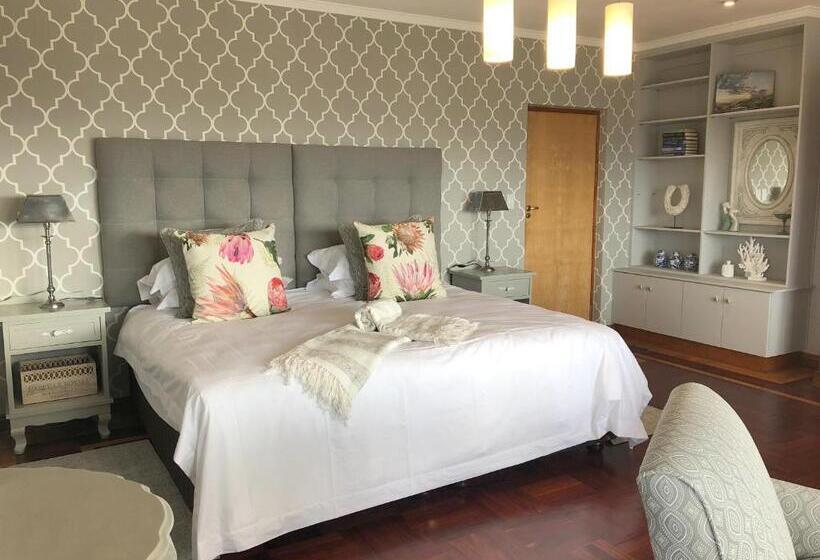 جناح مطل على البحيرة, Kambaku @ Sea