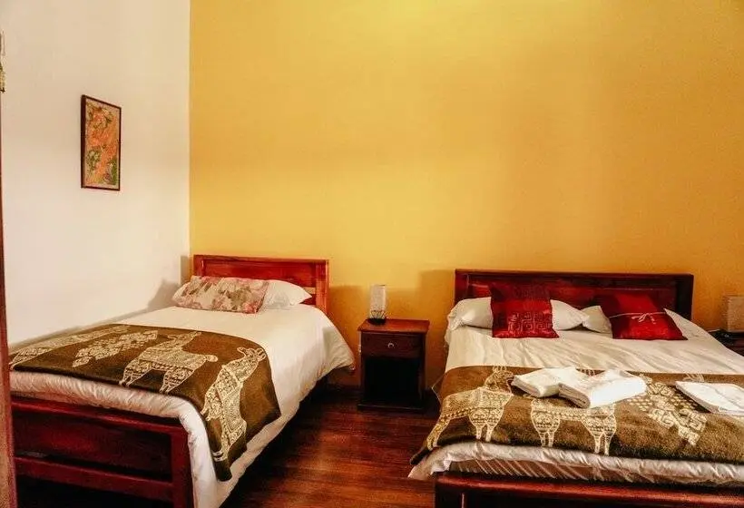 Comfort Kolmen Hengen Huone, Casa Alquimia