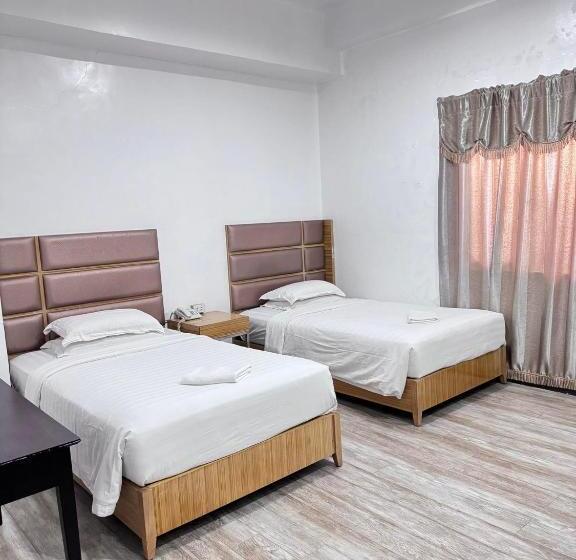 Номер Deluxe, Jeamco Royal Hotel Palawan