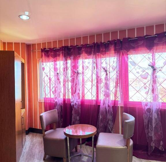 Номер Стандарт, Jeamco Royal Hotel Palawan