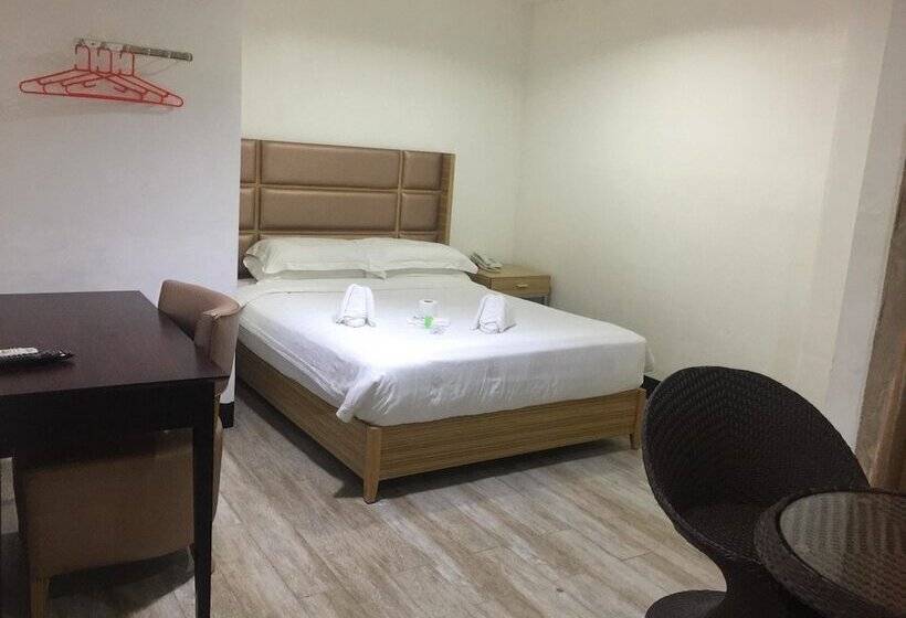 스탠다드 룸, Jeamco Royal Hotel   Palawan