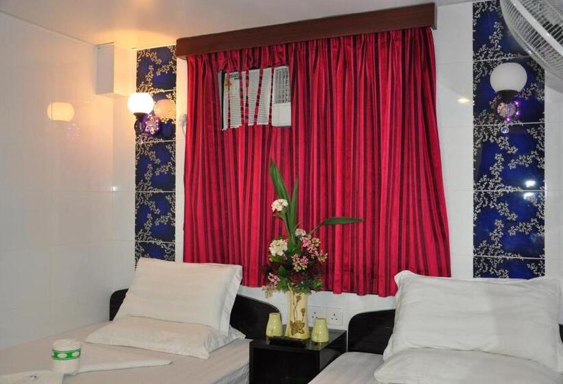 اتاق استاندارد سه نفره, Swiss Hostel