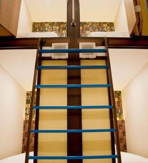 Standard Egyágyas Szoba, Fixon Capsule