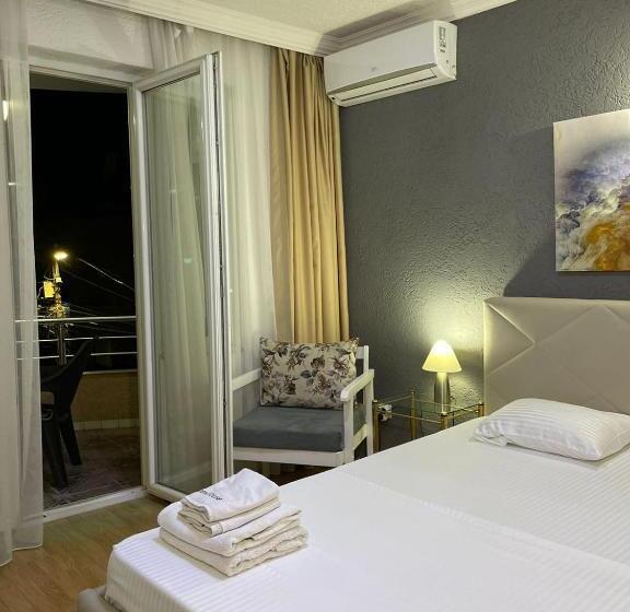 اتاق استاندارد با تخت بزرگ, Deni House