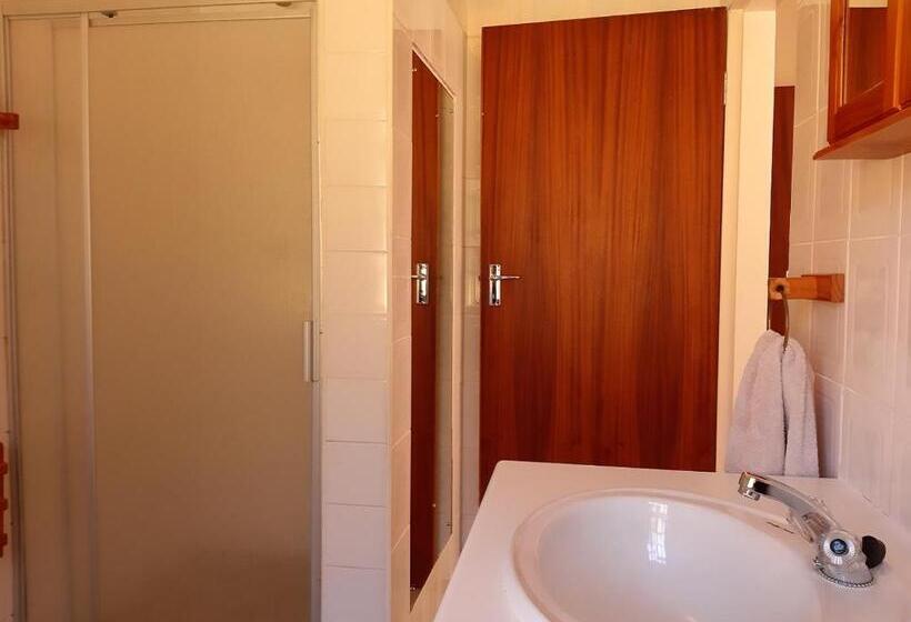 منزل 3 غرف نوم, Crane Cottage