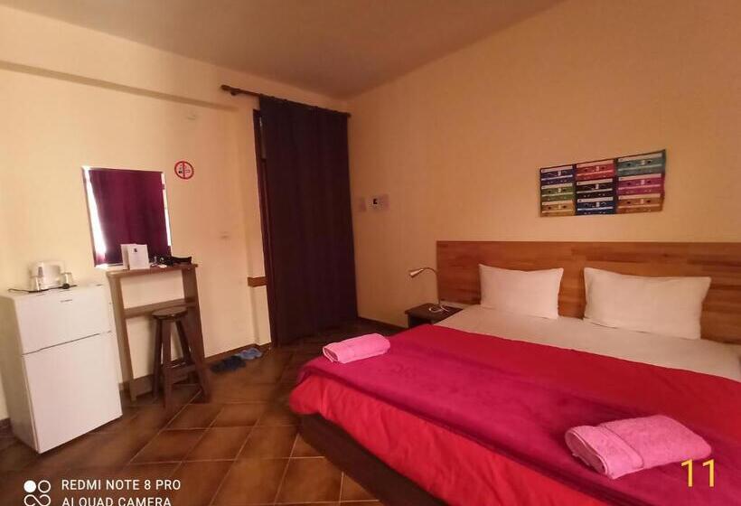 Quarto Triplo Standart, Kurtabeg