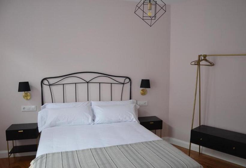 バス共有のスタンダードルーム, A Casa Dos Nores Charming House