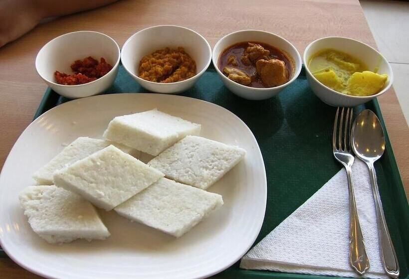 컴포트 룸, Silver Dome Guest House