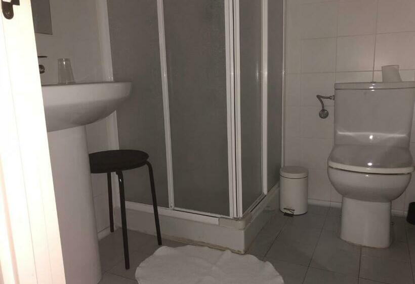 スタンダードルーム, Pensión Basagoiti