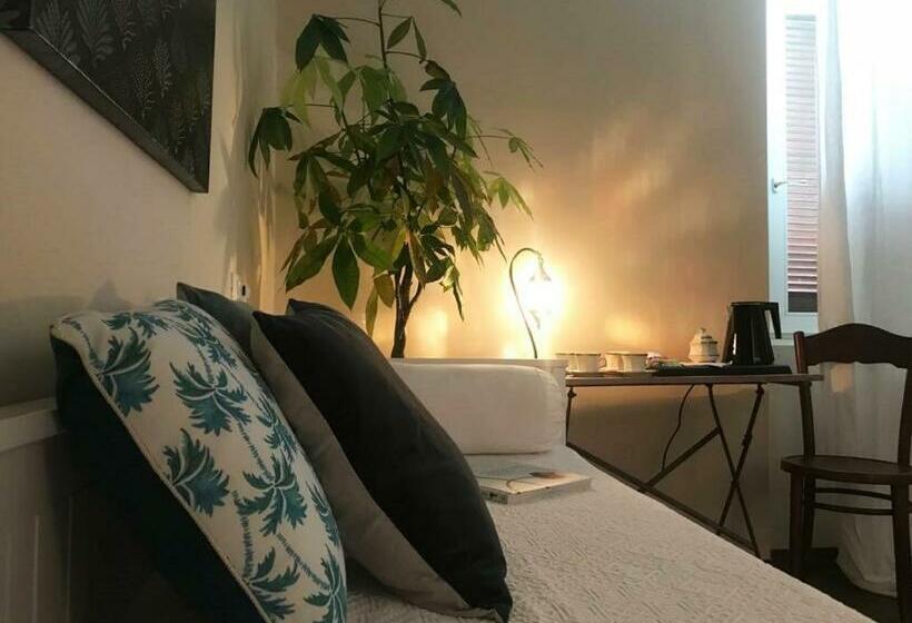 סוויטה משפחתית, Il Giardino Segreto