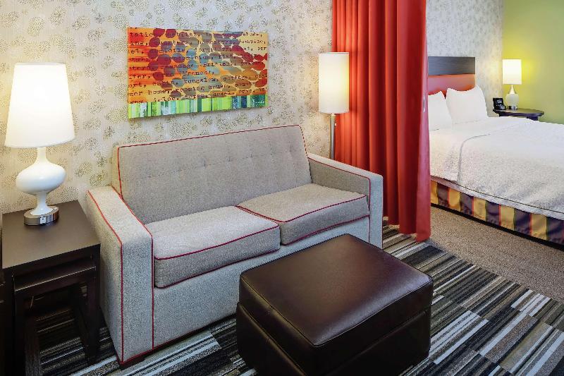 Номер Deluxe, Room V @ Jalan Sultanah Near Bus Stop Batu Pahat