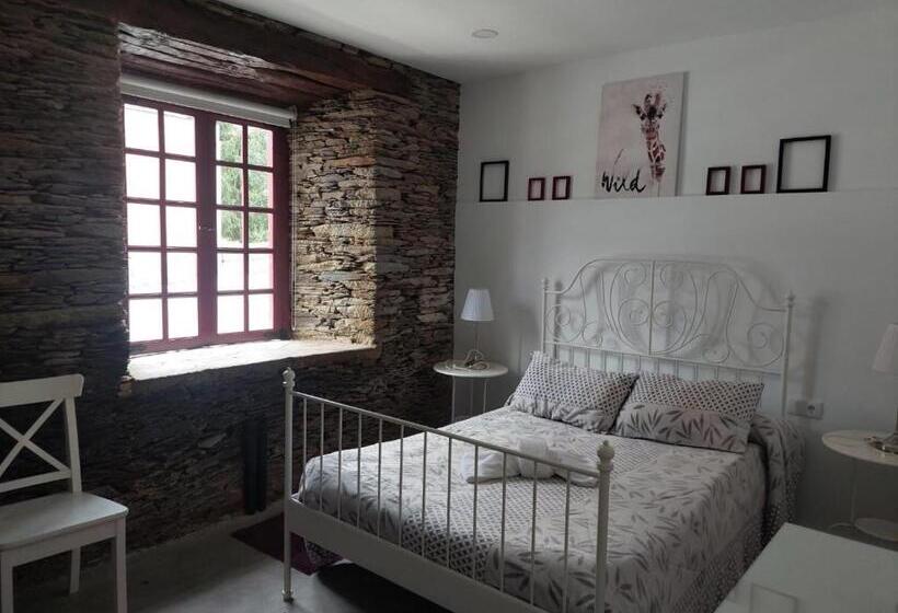 디럭스 룸, Albergue Castelos