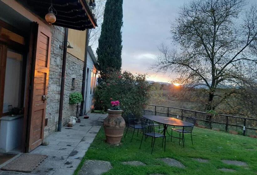 Номер Deluxe Вид на Сад, B&b Il Fienile Di Scarperia