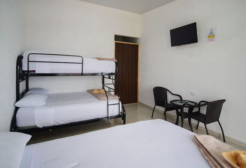 اتاق خانوادگی, Hostel Cattleya   Monteverde, Costa Rica