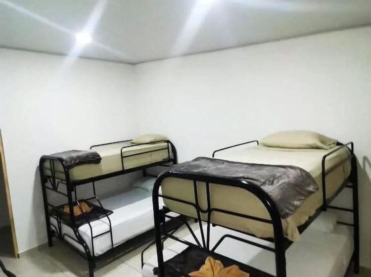 اتاق خانوادگی, Hostel Cattleya   Monteverde, Costa Rica