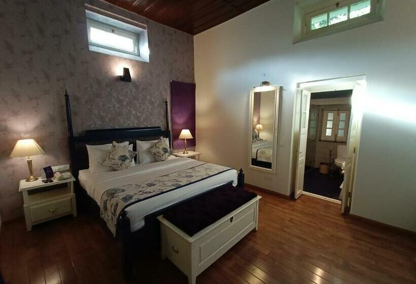 חדר דלוקס, Pine Retreat Mallroad